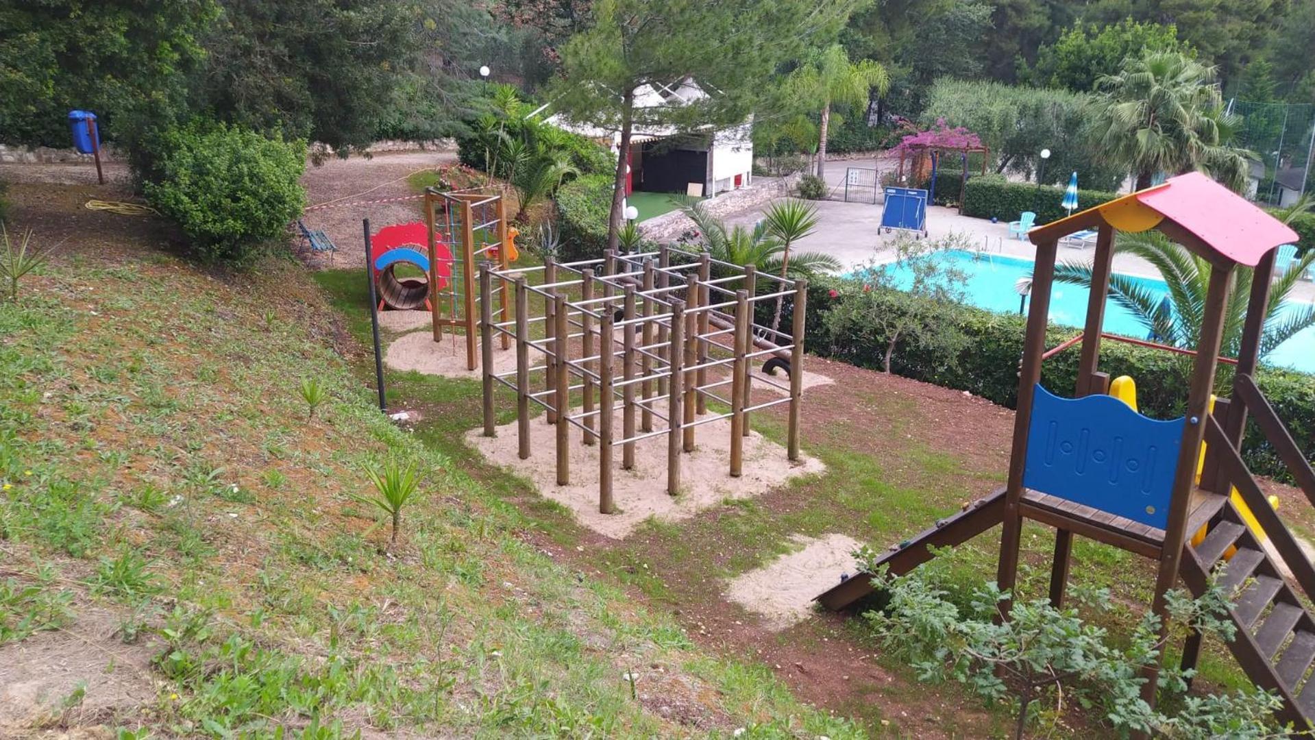 Camping Villaggio Internazionale San Menaio Exterior photo