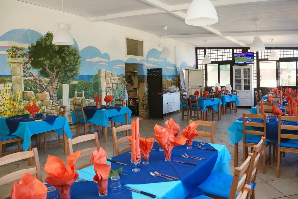 Camping Villaggio Internazionale San Menaio Exterior photo